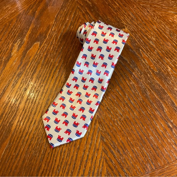 🇺🇸🐘Republican Elephant Patriotic Men’s Necktie! - Picture 13 of 13